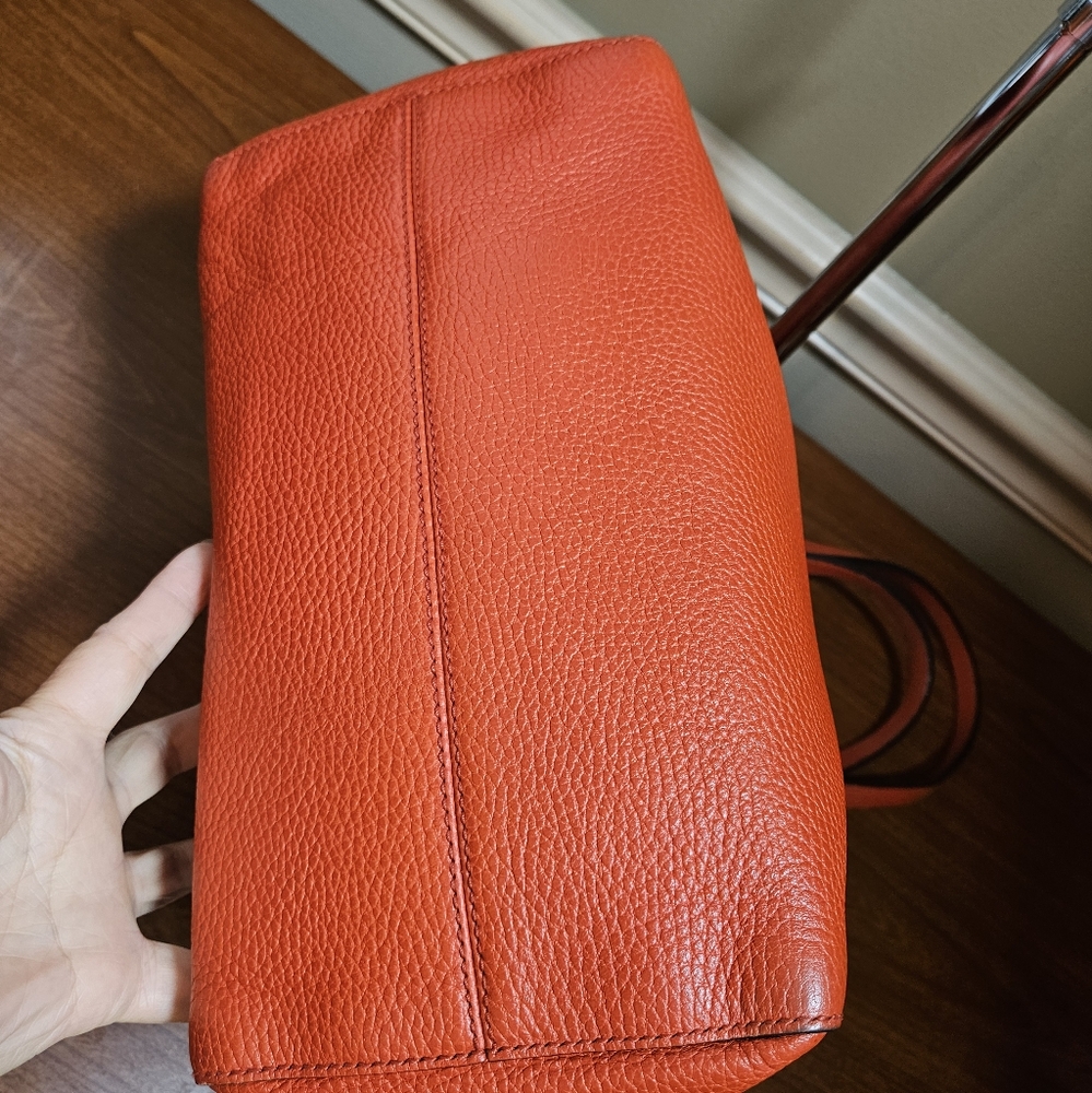 Auth Gucci Red Swing Tote Shoulder Bag - Picture 4 of 14